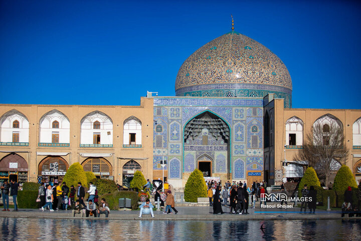 Isfahan Witnesses Booming Tourist Influx During Nowrouz Holidays
