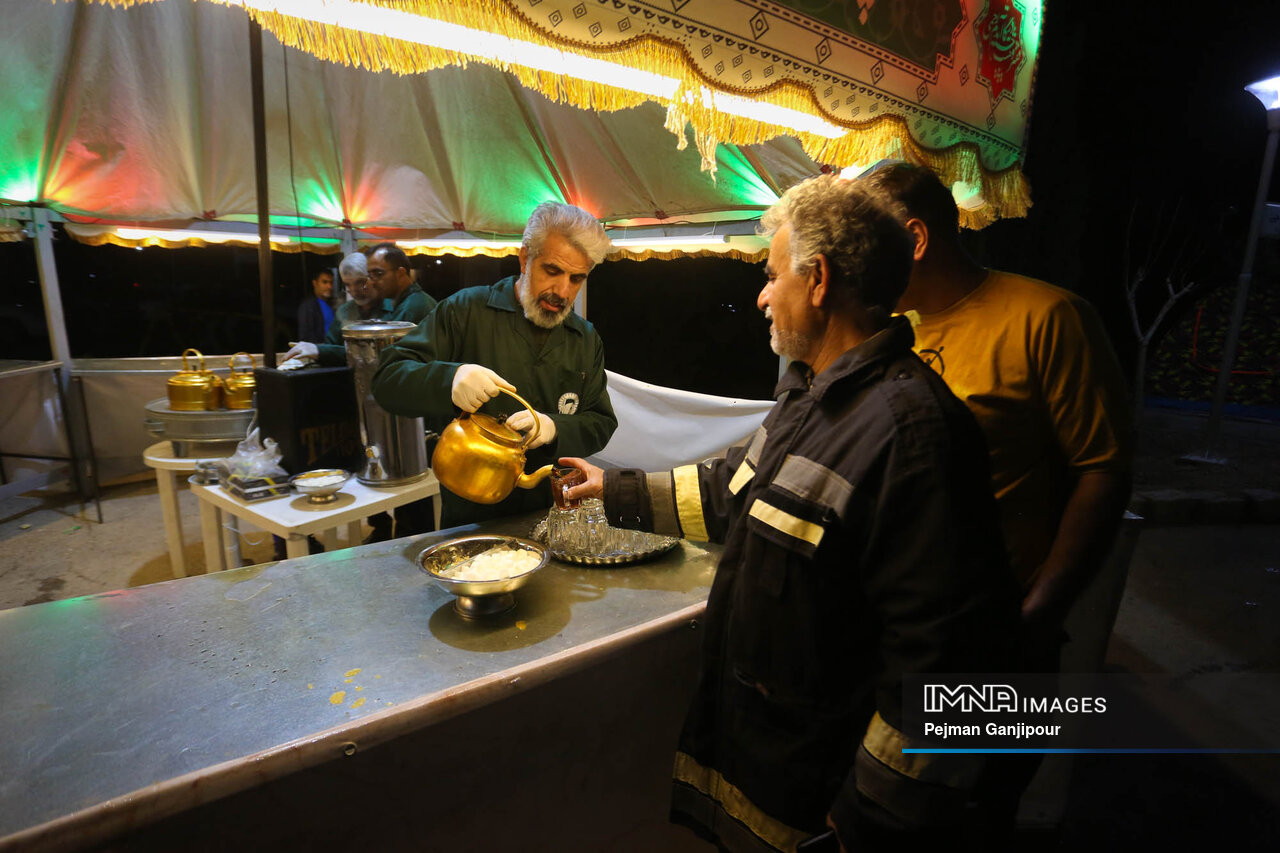 تب و تاب نوروزی در باغ فدک 