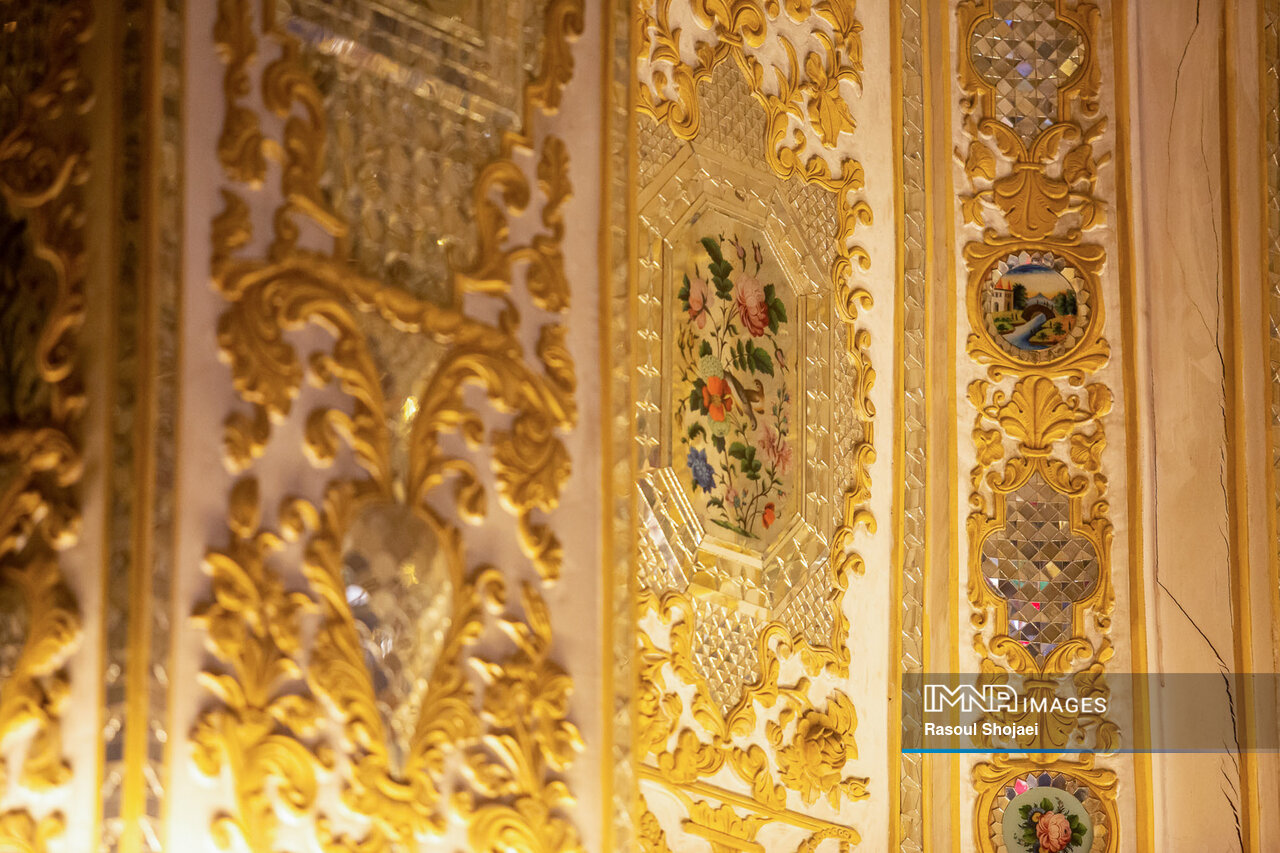 نقش ادبیات بر خشت به خشت معماری ایران