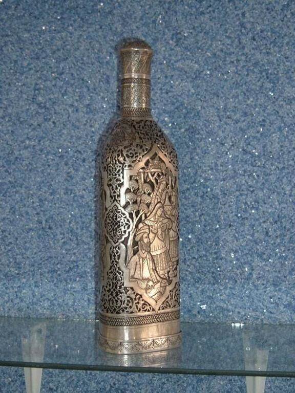 نمایشگاهی با موسیقی قلم و چکش