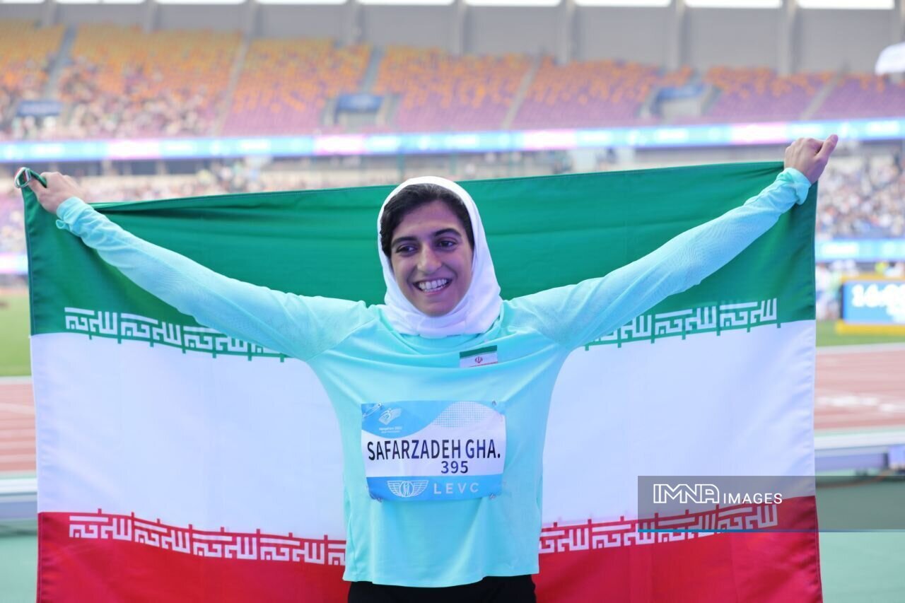 در سکوت هم میشود قهرمان شد