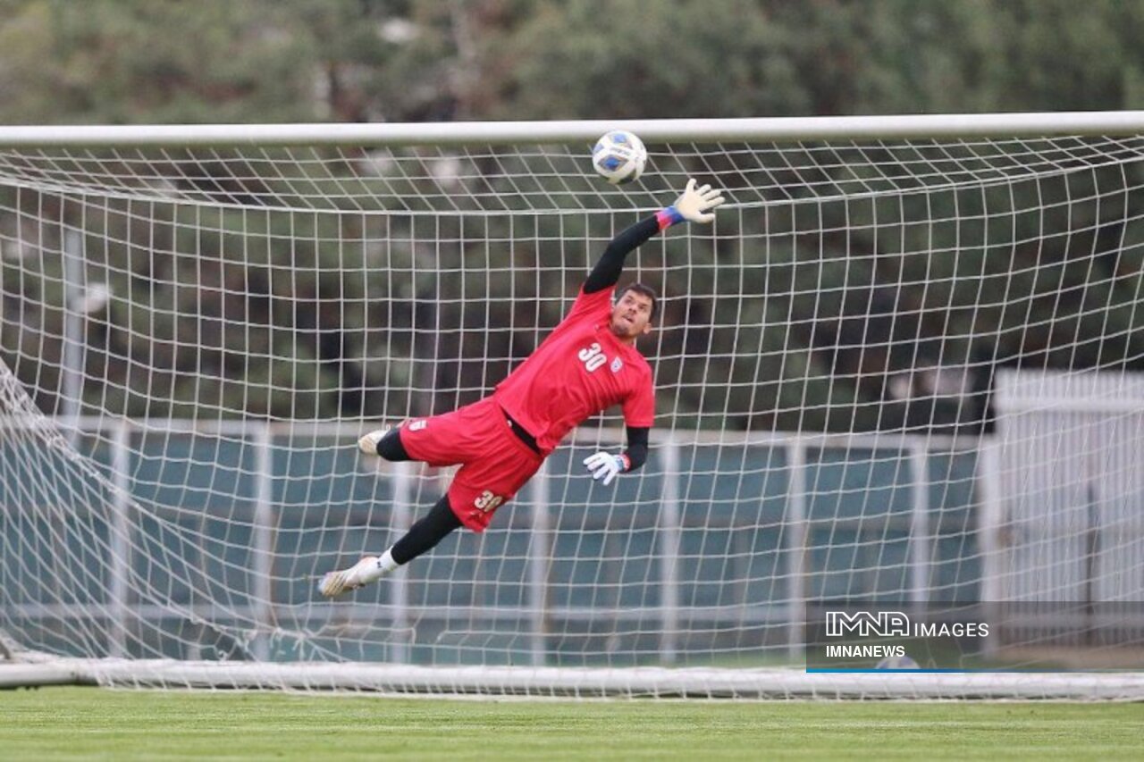 تجربه نخستین بازیملی برای ۱۵ بازیکن با امیر قلعهنویی