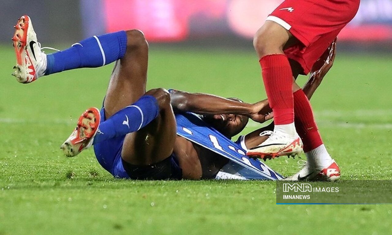 شهرستانیها صف اول درآمدزایی فدراسیون فوتبال