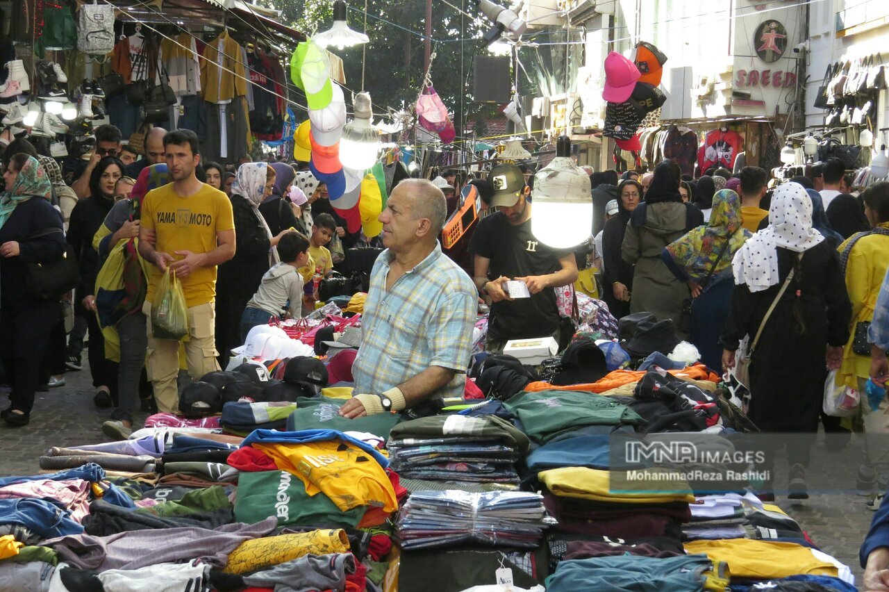 سفری خاطرهساز به شهر بارانهای نقرهای