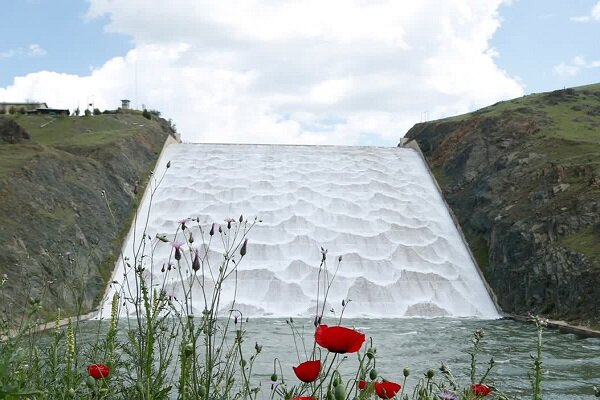 حجم ذخیره آب سدهای کردستان ۶۵ درصد است/ سرریز شدن چهار سد
