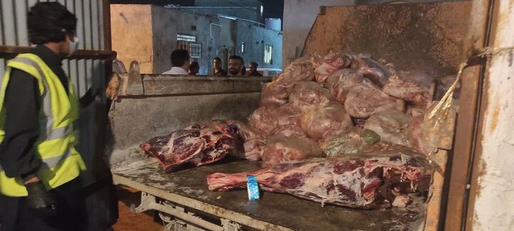 ۵۲۰۰ کیلوگرم ماده غذایی فاسد در زنجان کشف شد
