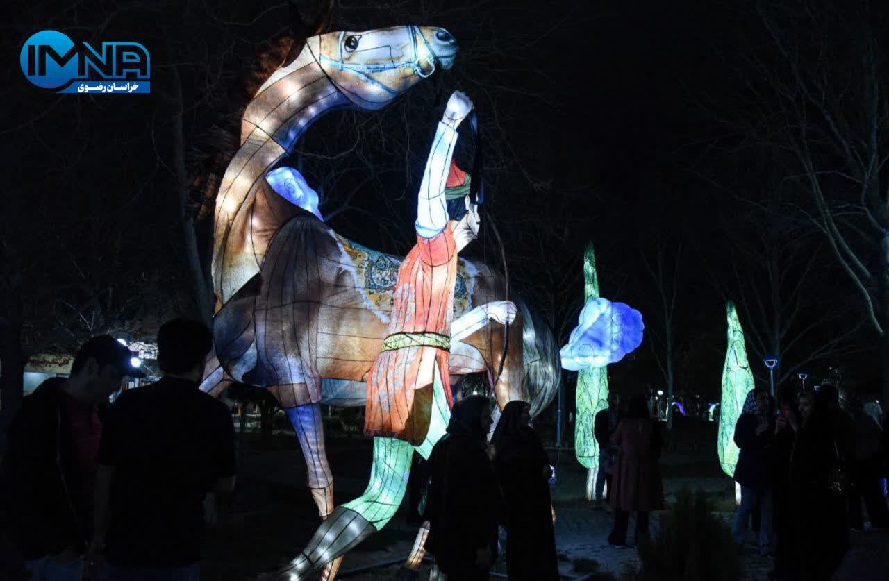 برگزاری جشنواره المان های نوری در مشهد+ تصاویر
