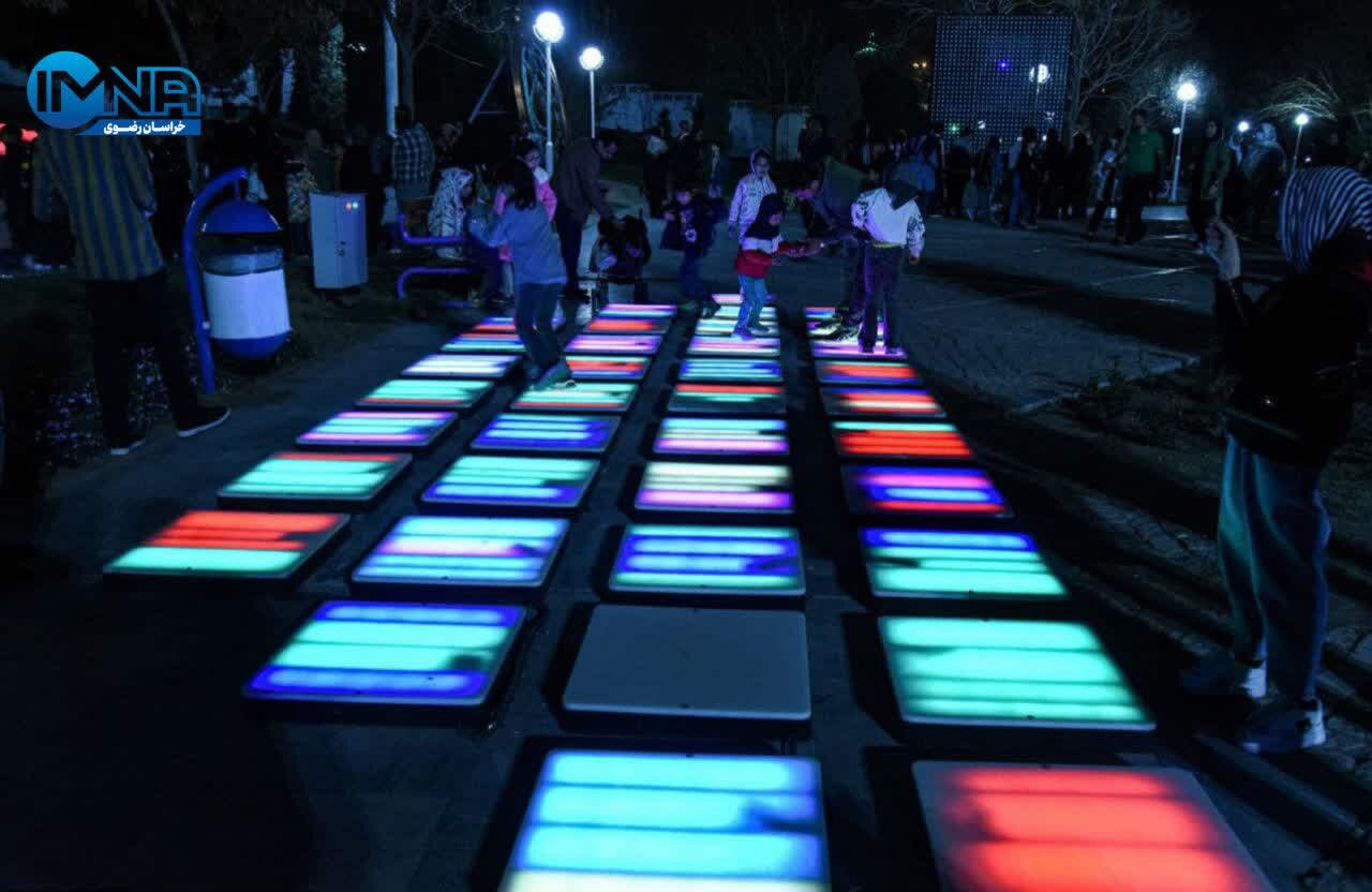 برگزاری جشنواره المان های نوری در مشهد+ تصاویر