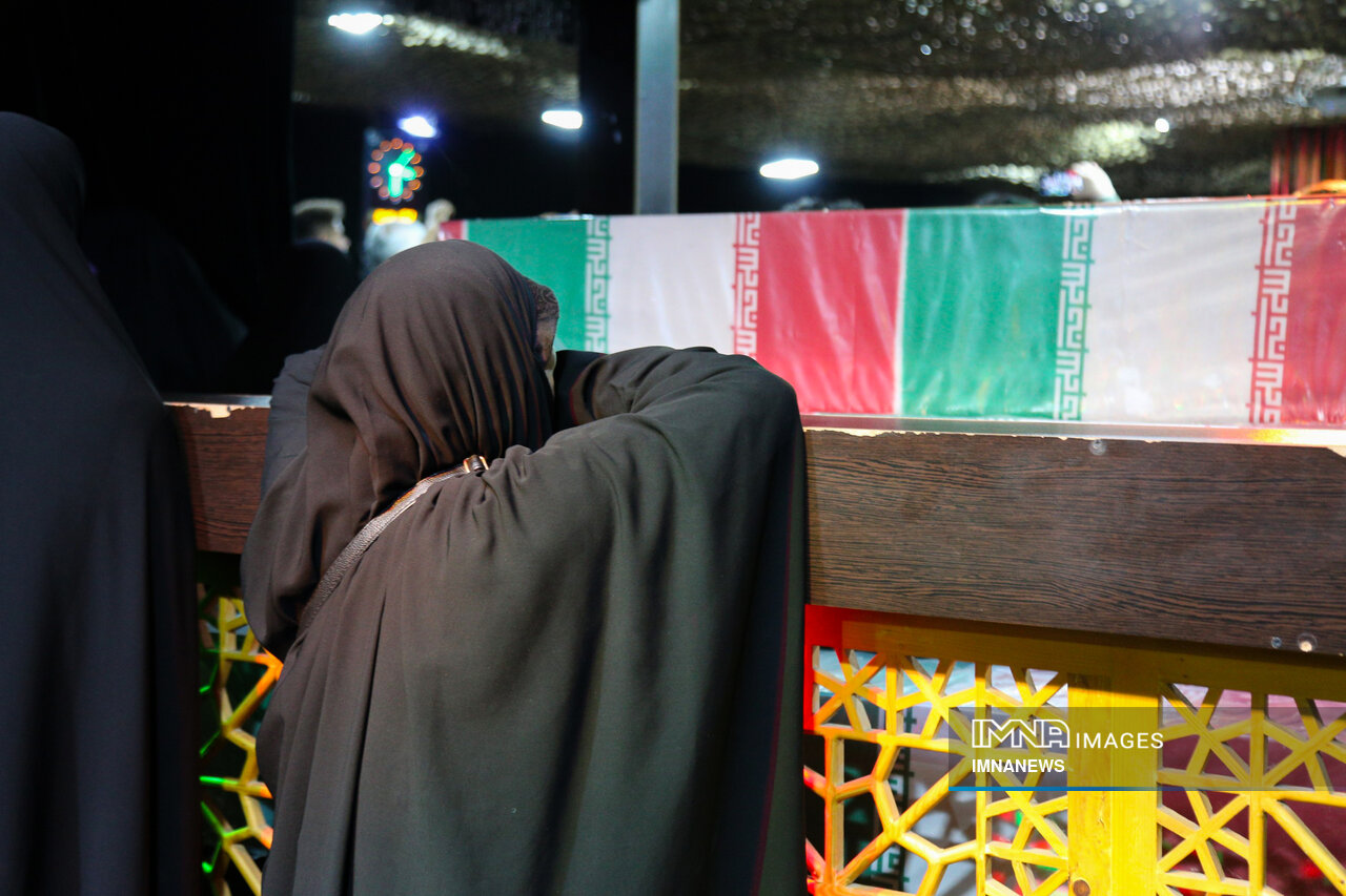 آئین وداع با پیکر شهید القدس «بهروز واحدی» برگزار شد + تصاویر