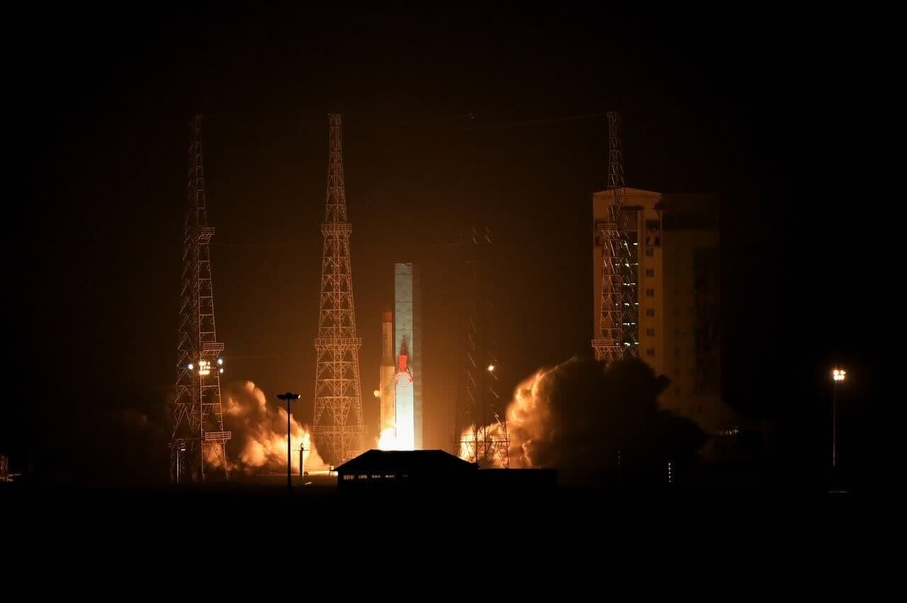 مردم ایران این ۴۴ اتفاق را یادتان هست؟ + تصاویر 4 مردم ایران این ۴۴ اتفاق را یادتان هست؟ + تصاویر