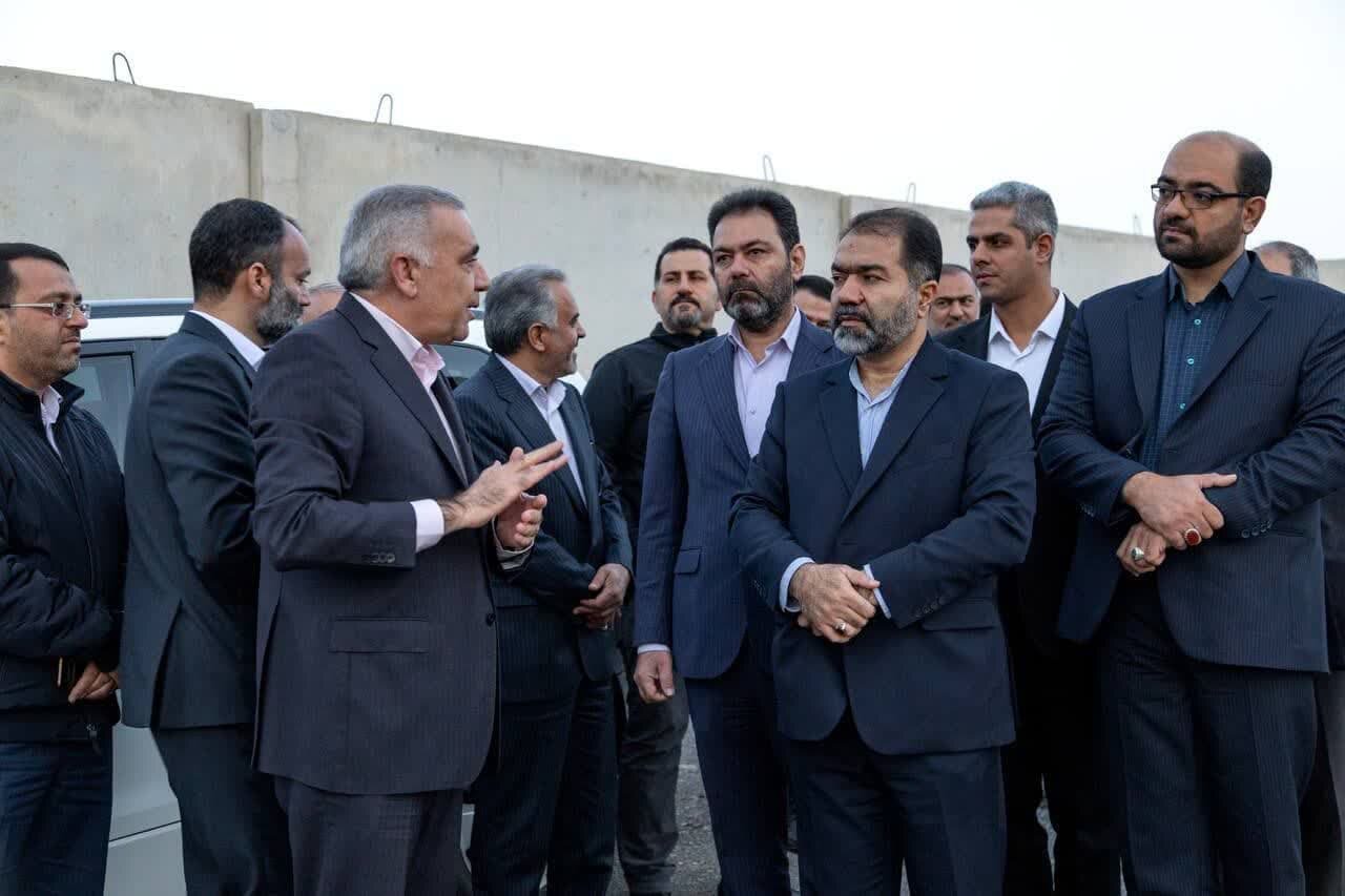 بازدید استاندار اصفهان از سامانه دوم آبرسانی اصفهان