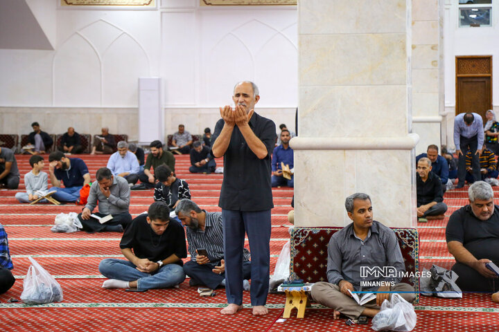 مراسم شب‌های قدر در مسجد جامع بندرعباس
