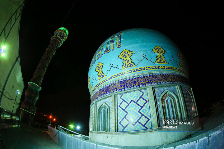 احیای شب بیست و یکم ماه رمضان در امامزاده طاهر (ع)