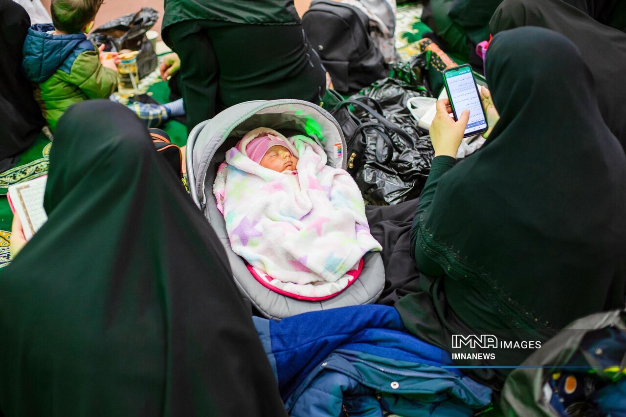 زمزمههای عاشقانه مردم شبزندهدار ایران اسلامی در دومین شب از لیالی قدر