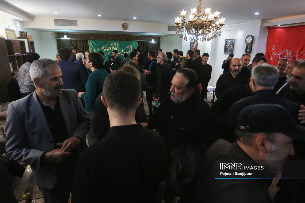 وقتی اشکها با قلم و دوربینها گره میخورد