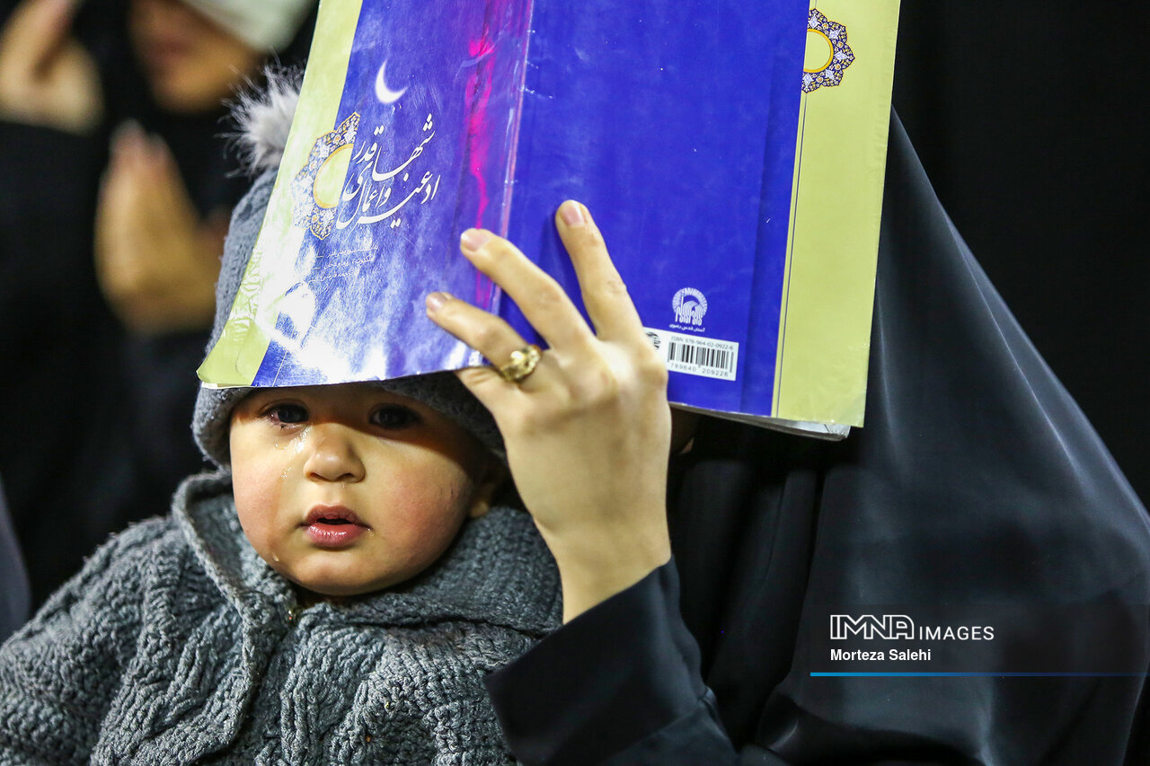 وداع با سال ۱۴۰۳ در آغوش شب قدر