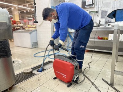 چگونه بهترین شرکت لوله بازکنی را انتخاب کنیم؟