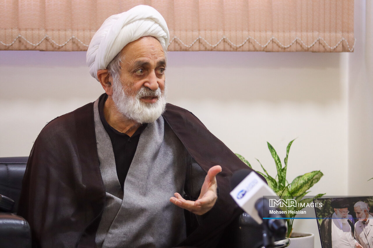 راز ماندگاری نهضت امام خمینی (ره)