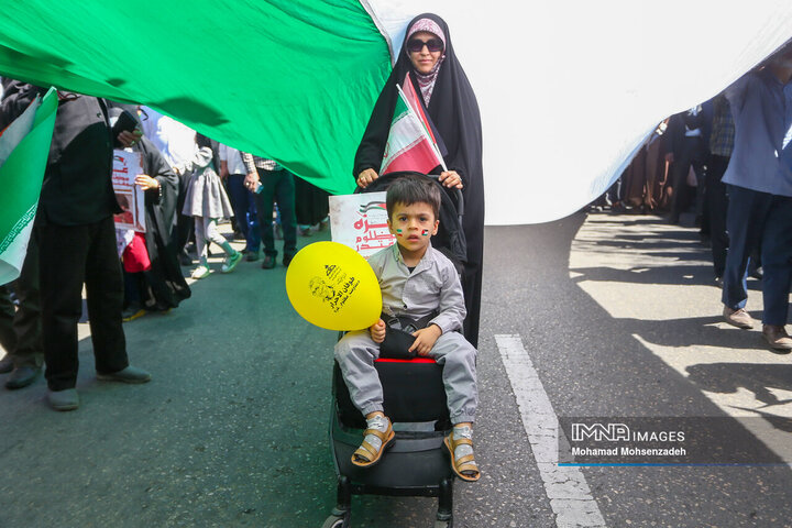 راهپیمایی روز قدس و تشییع پیکر شهید صداقت در قم
