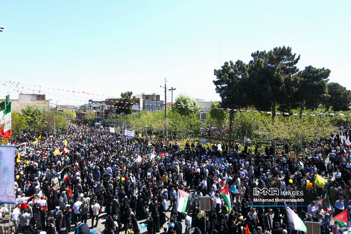 راهپیمایی روز قدس و تشییع پیکر شهید صداقت در قم