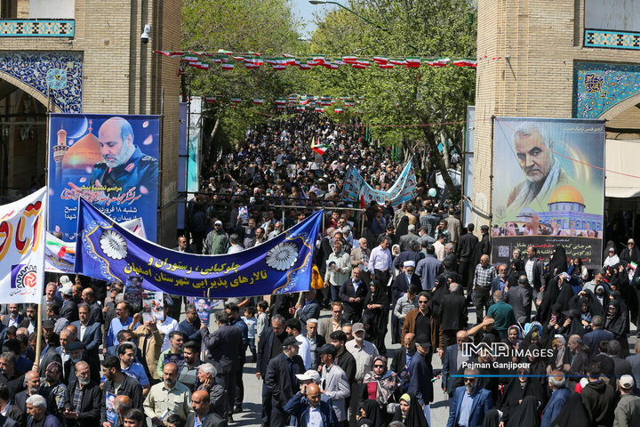 خروش مردم اصفهان در انزجار از رژیم صهیونیستی