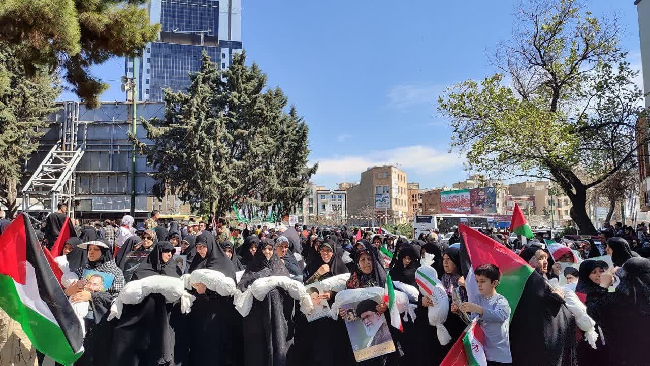 راهپیمایی روز قدس در قزوین + تصاویر