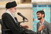 واکنش رهبر انقلاب به مطالبه یک جوان برای اعزام به فلسطین+ویدیو
