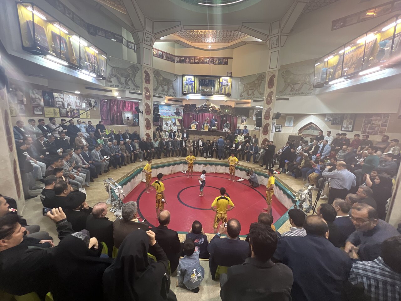 استقبال بینظیر بزرگان ورزش نصفجهان از نکوداشت زورخانهگردی