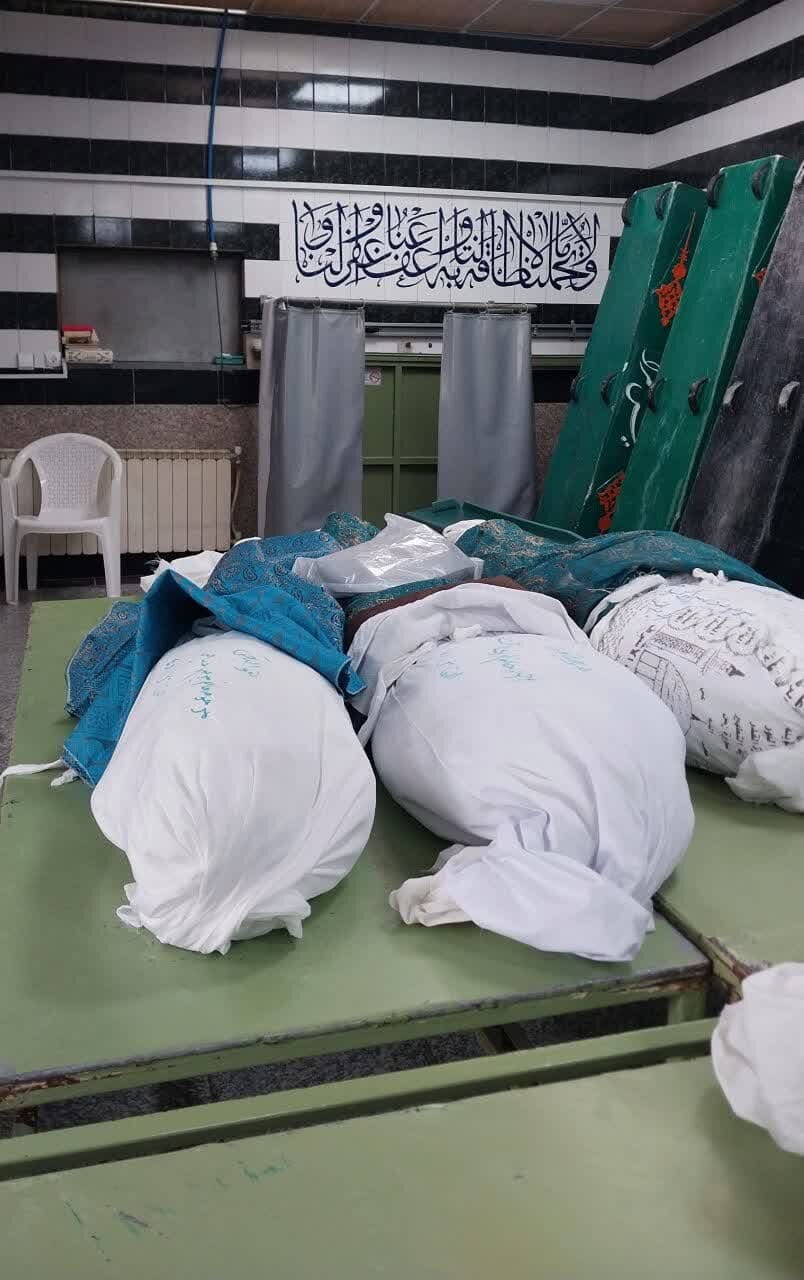 مرثیه پلکهای خفته