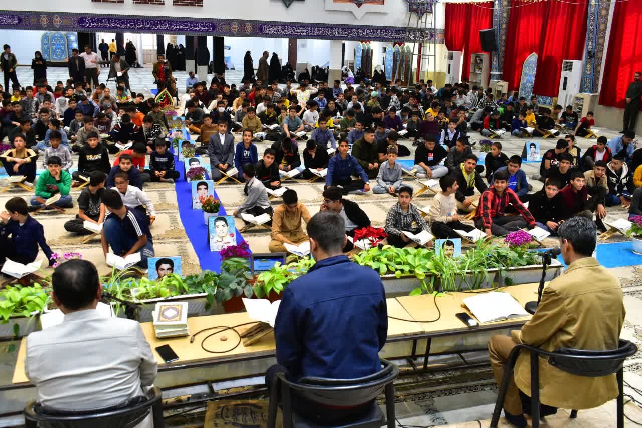 چهل‌ودومین دوره مسابقات قرآن دانش‌آموزان همدان آغاز شد