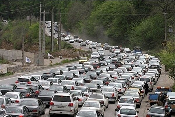 ترافیک سنگین در محور بروجن به خوزستان + فیلم