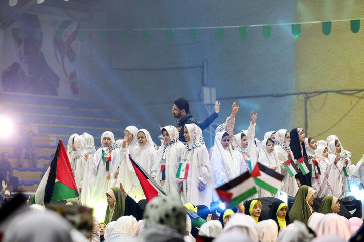 روزه اولیهای تهران، یک ماه عبادت و روزهداری را جشن گرفتند + تصاویر