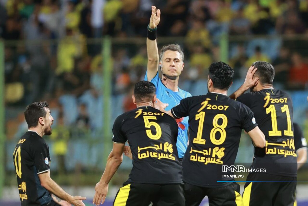 پرسپولیس تنها تیم خوششانس هفته / بارقههای امید به صنعتنفت بازگشت