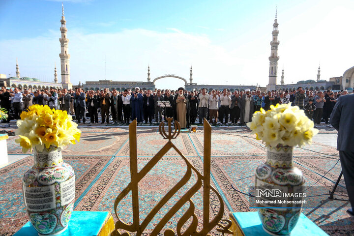 اقامه نماز عید سعید فطر در مسجد مقدس جمکران