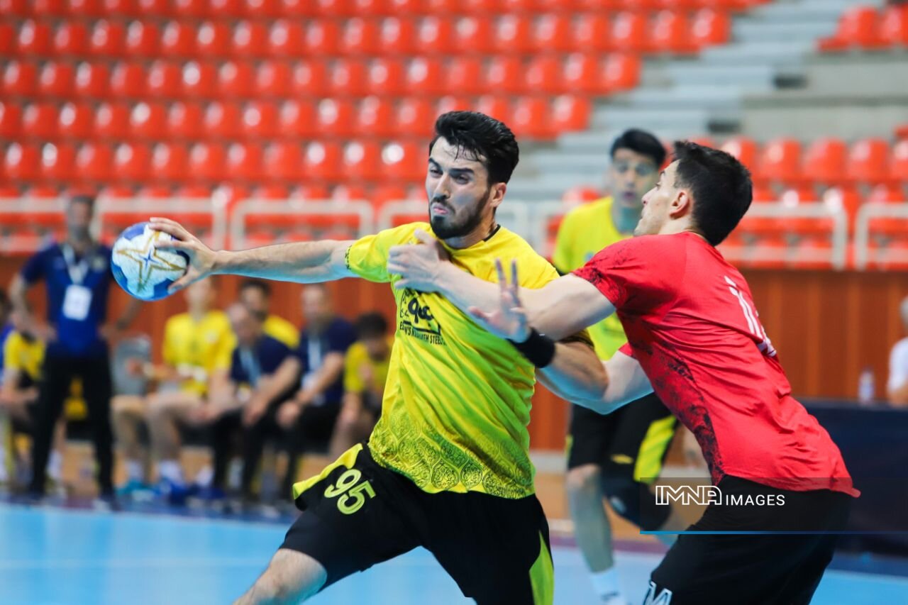 جدال مس با قهرمان فصل گذشته در شب دربی اصفهان