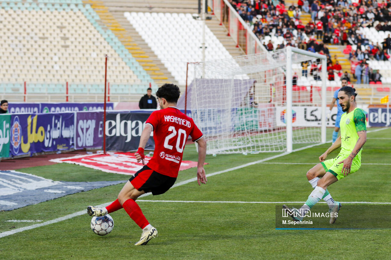 جنگ سرخابیها برای قهرمانی جدیتر شد
