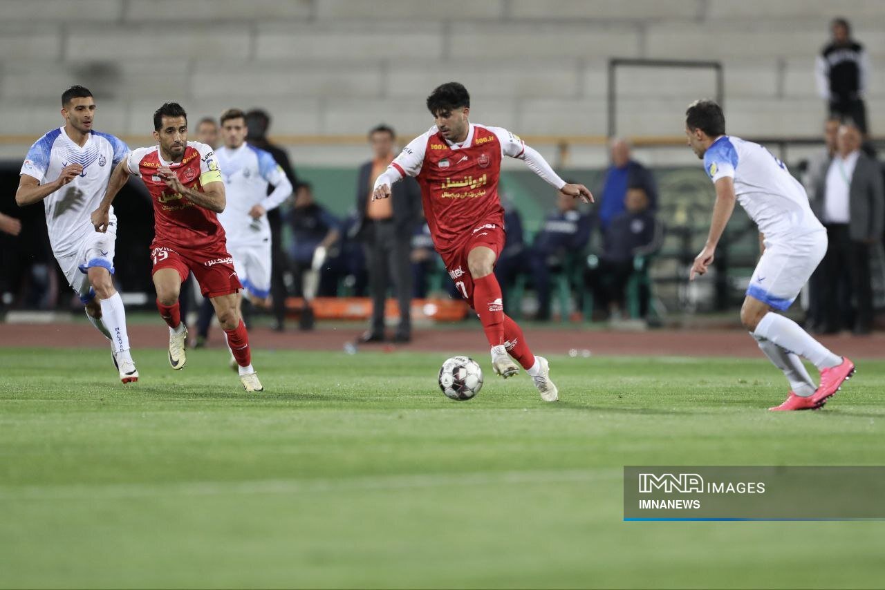 جنگ سرخابیها برای قهرمانی جدیتر شد