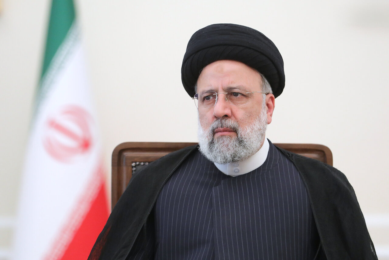 Iranian President Calls for Glorious Parliamentary Elections Runoff