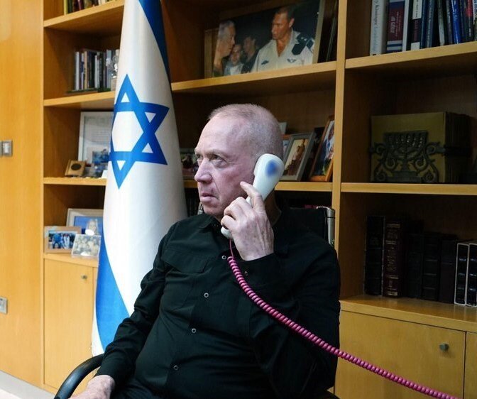 گفت‌وگوی تلفنی وزیر جنگ اسرائیل با وزیر دفاع آمریکا هم‌زمان با حملات سپاه