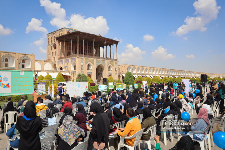 مراسم روز جهانی اوتیسم در اصفهان