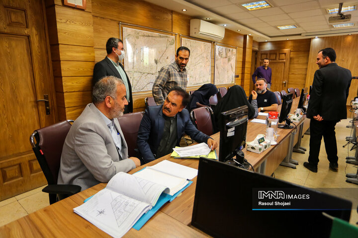 کمیته نظارتی شورای شهر اصفهان در منطقه 7 شهرداری
