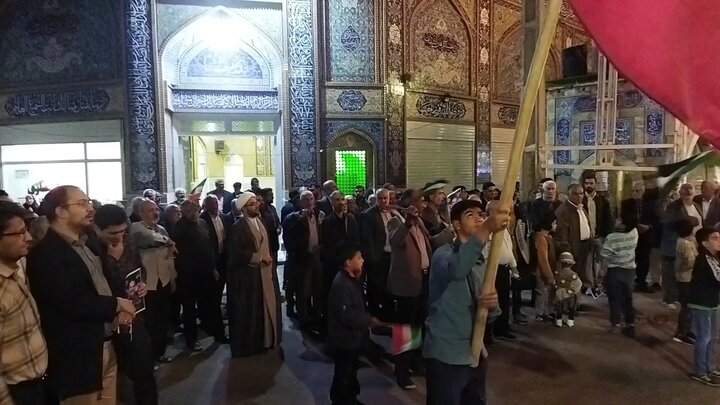 تجمع خودجوش مردم نایین در حمایت از اقدام ایران در پاسخ به جنایات رژیم صهیونیستی+ فیلم