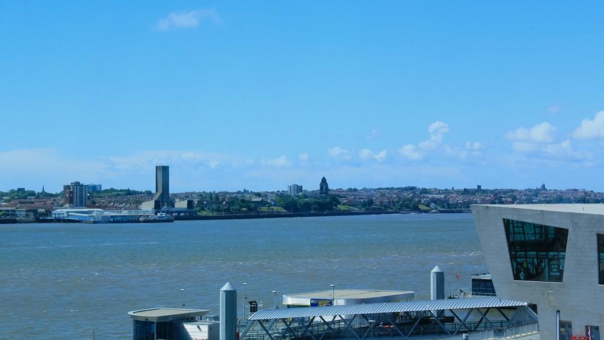 تبدیل آب دریا به سوخت جایگزین در سنگاپور