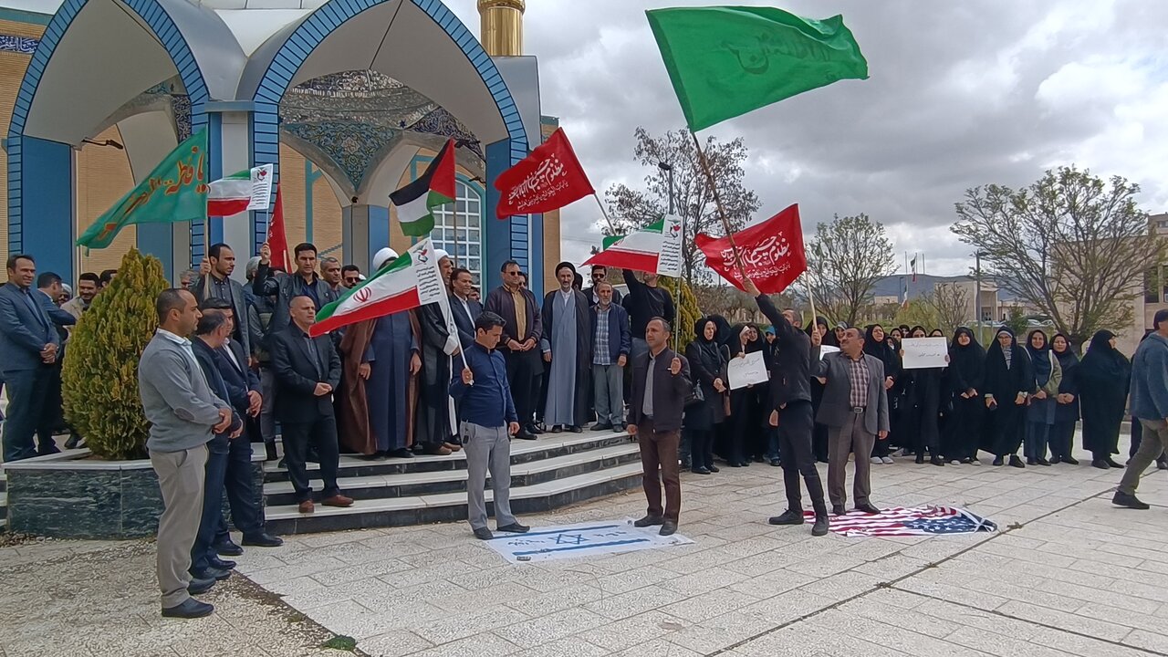 تجمع دانشجویان بجنورد در حمایت از حمله سپاه + فیلم و عکس