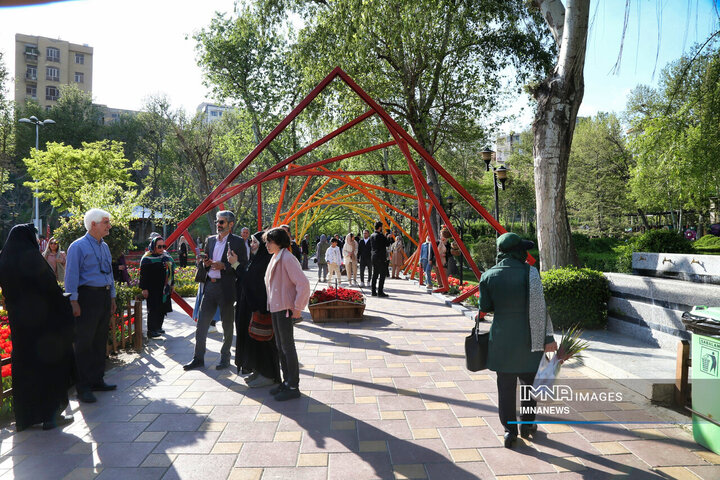 جشنواره لاله‌ها در پارک شهید چمران کرج