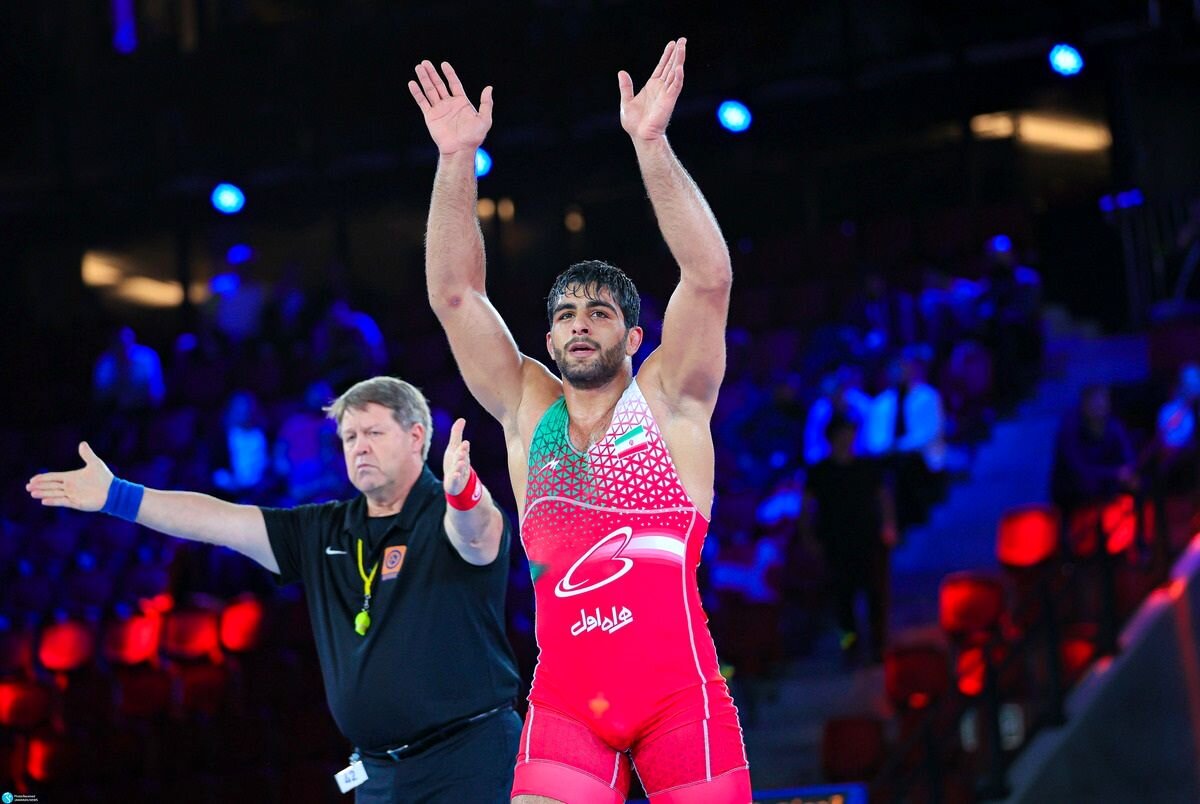 یکخم و دوخم کشتی ایران در سال ۱۴۰۳ / اشک و لبخند در قابهای ماندگار