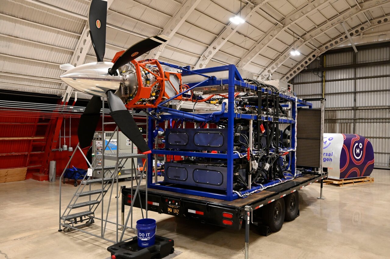 تولید انرژی با توربینهای بادی خیابانی/ کربنزدایی لندن با بهرهگیری از انرژیهای پاک