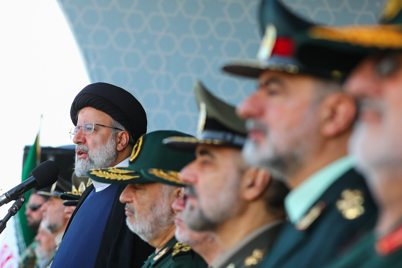 Iranian President Assures Regional Countries of Powerful Armed Forces' Support"