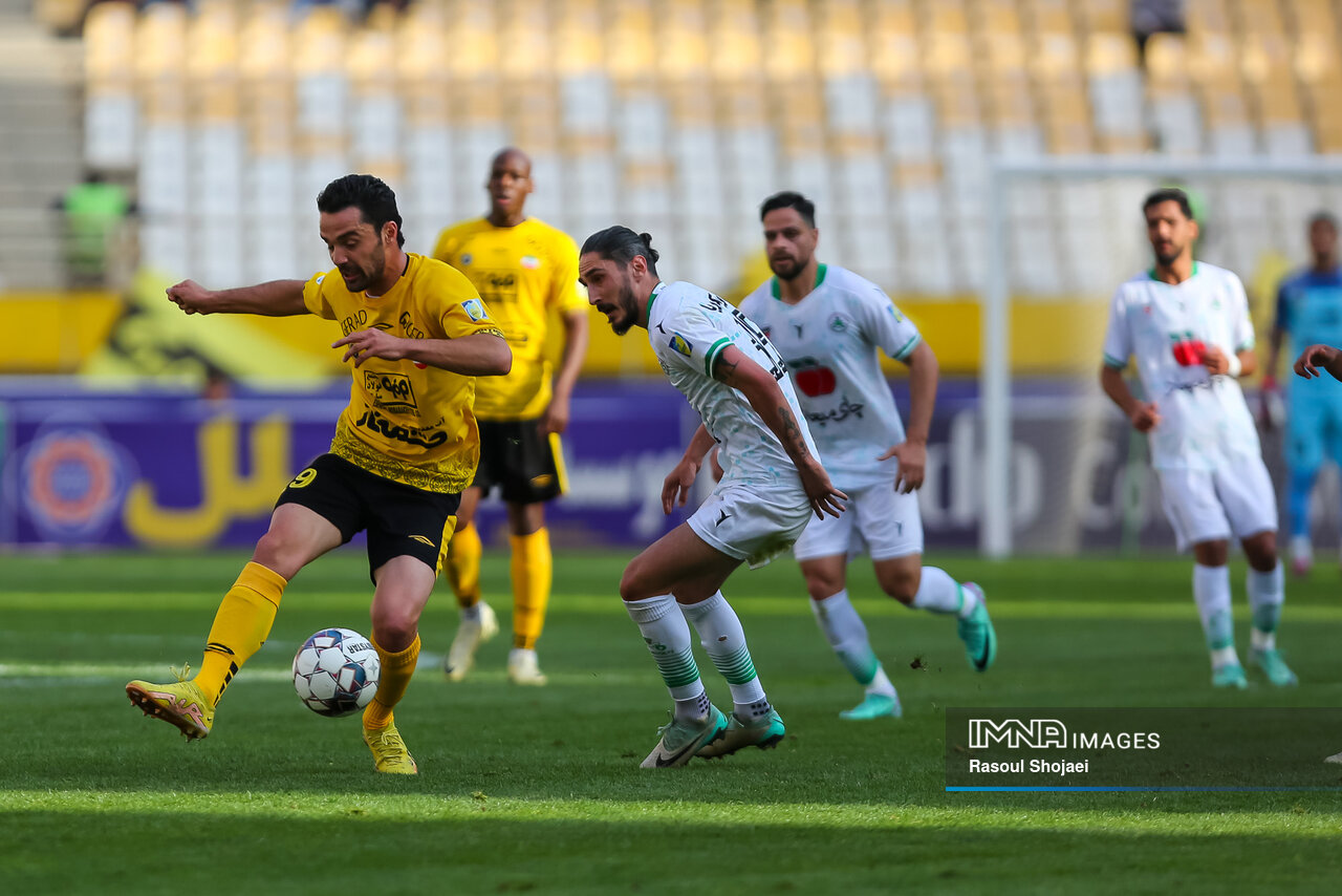 از گلزنی با پایبرهنه تا جای خالی اسطورهها