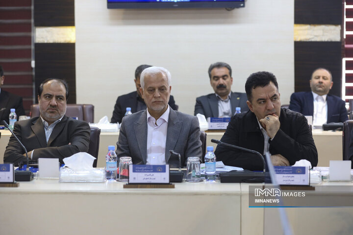 نشست ادواری شهرداران کلان‌شهرها و مراکز استان‌ها در مشهد